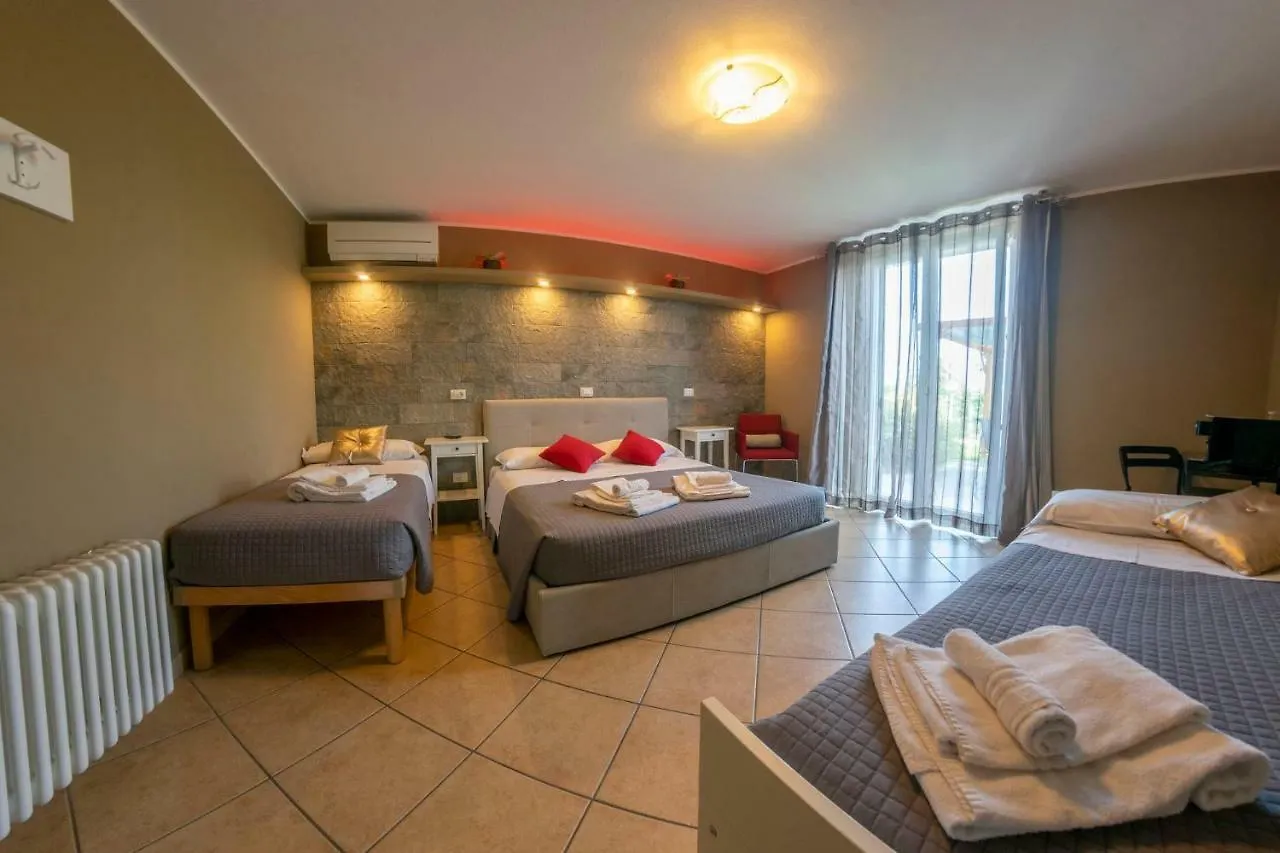B&B Il Tramonto Pastrengo 3*,  Italy