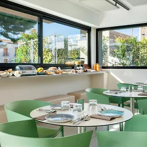 Ollen Hotel apartamentowy